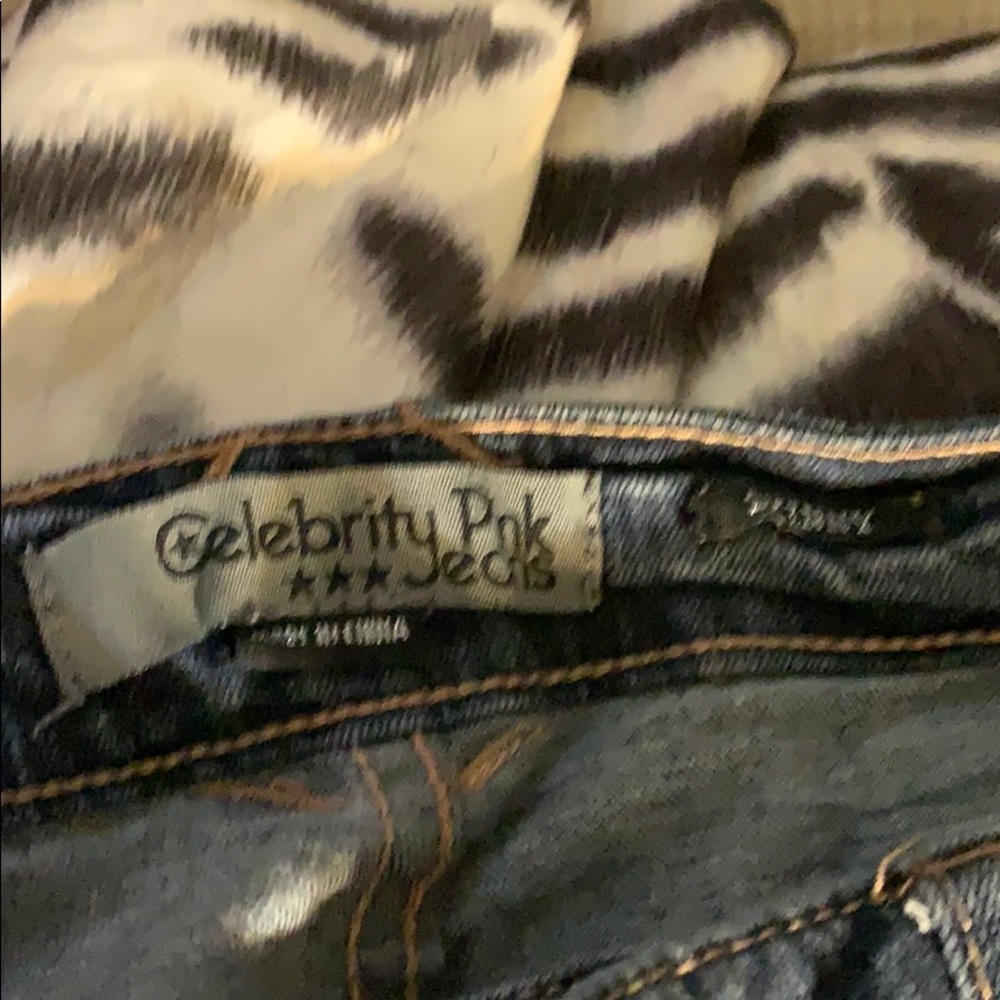 Jeans - Picture 4 of 5